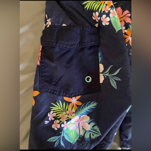 Cat & Jack Swim Trunks Boys L 12/14 Floral print Board Shorts UV Mesh Lining - Picture 2 of 4
